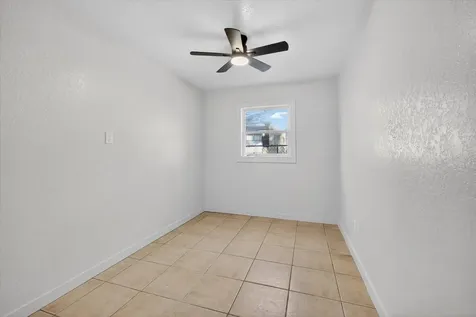773 W Harbor Drive S St Petersburg FL 33705