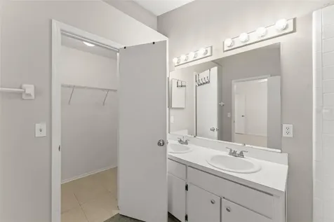 2920 Curry Village Lane Orlando FL 32822