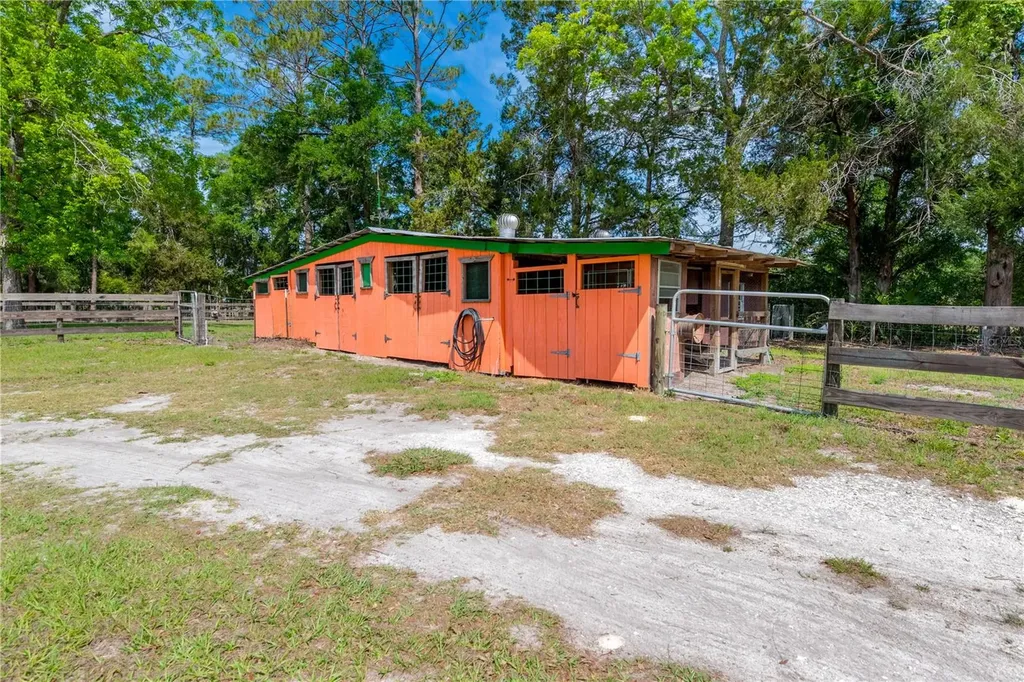 6150 NW County Road 345 Chiefland FL 32626
