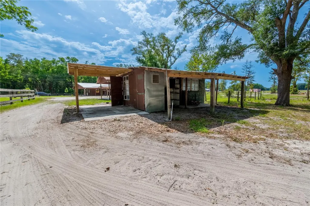 6150 NW County Road 345 Chiefland FL 32626
