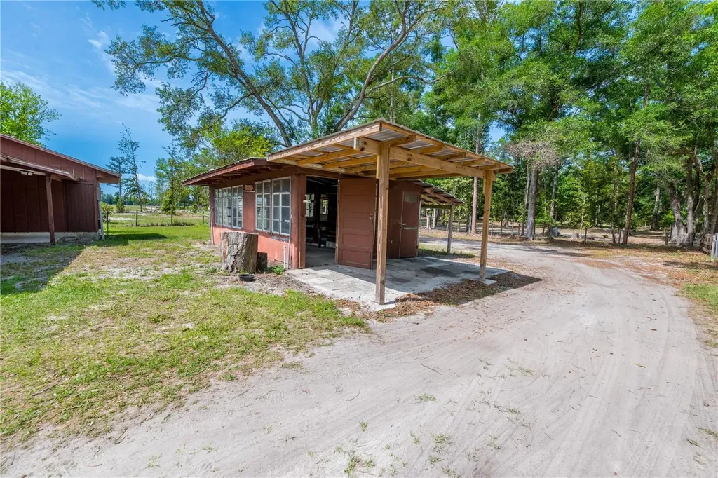 6150 NW County Road 345 Chiefland FL 32626
