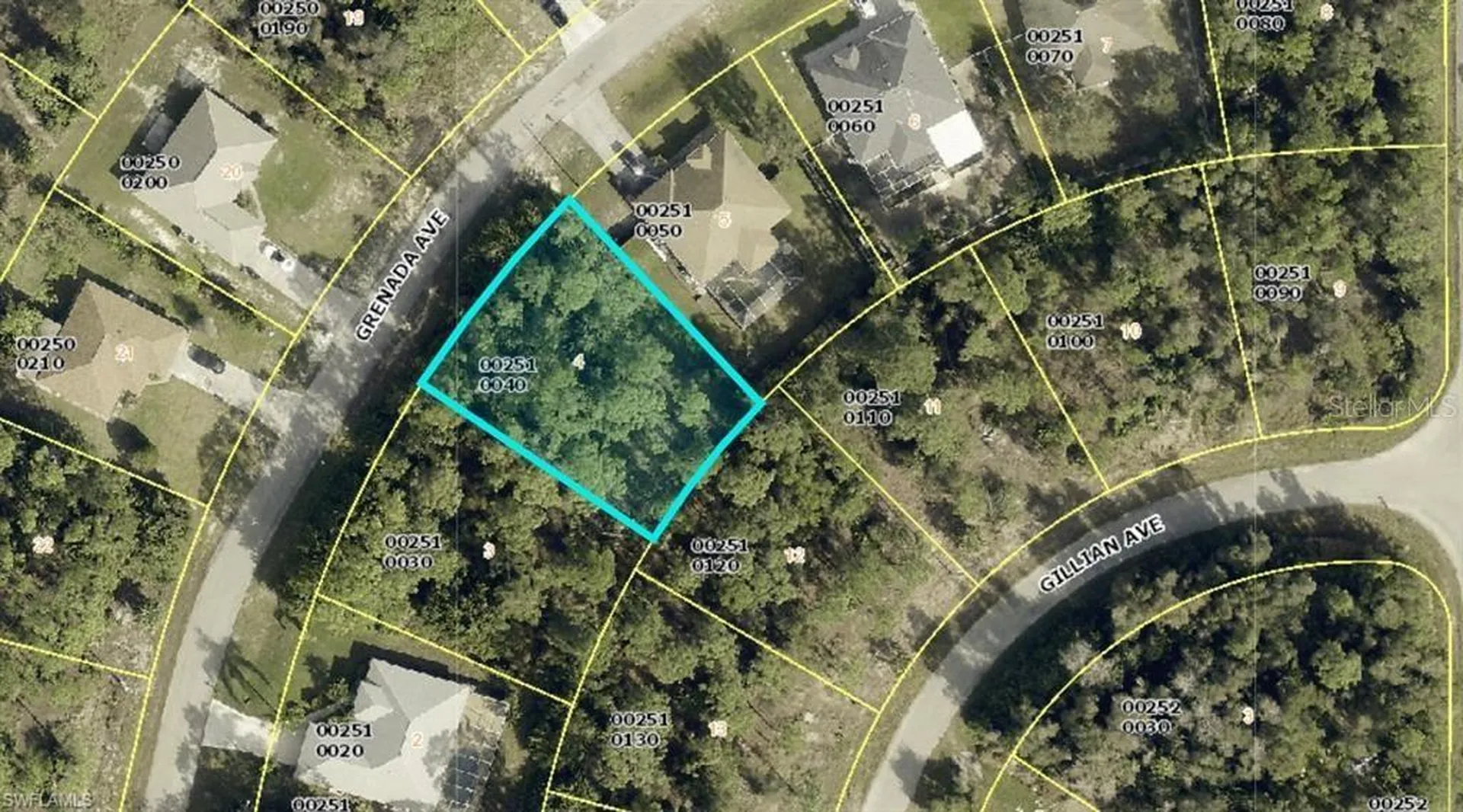 811 Grenada Avenue Lehigh Acres FL 33974