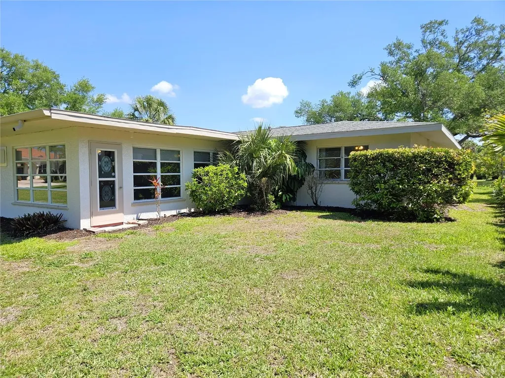 309 Park Boulevard N Venice FL 34285