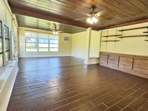 309 Park Boulevard N Venice FL 34285