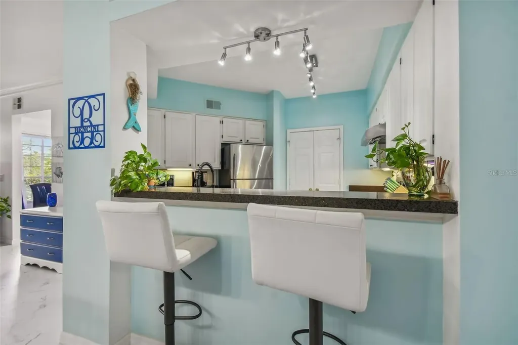 4304 Bay Club Circle Tampa FL 33607