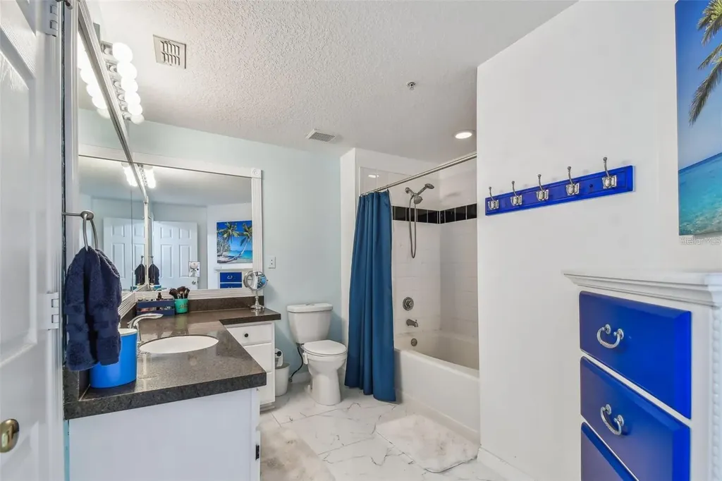 4304 Bay Club Circle Tampa FL 33607