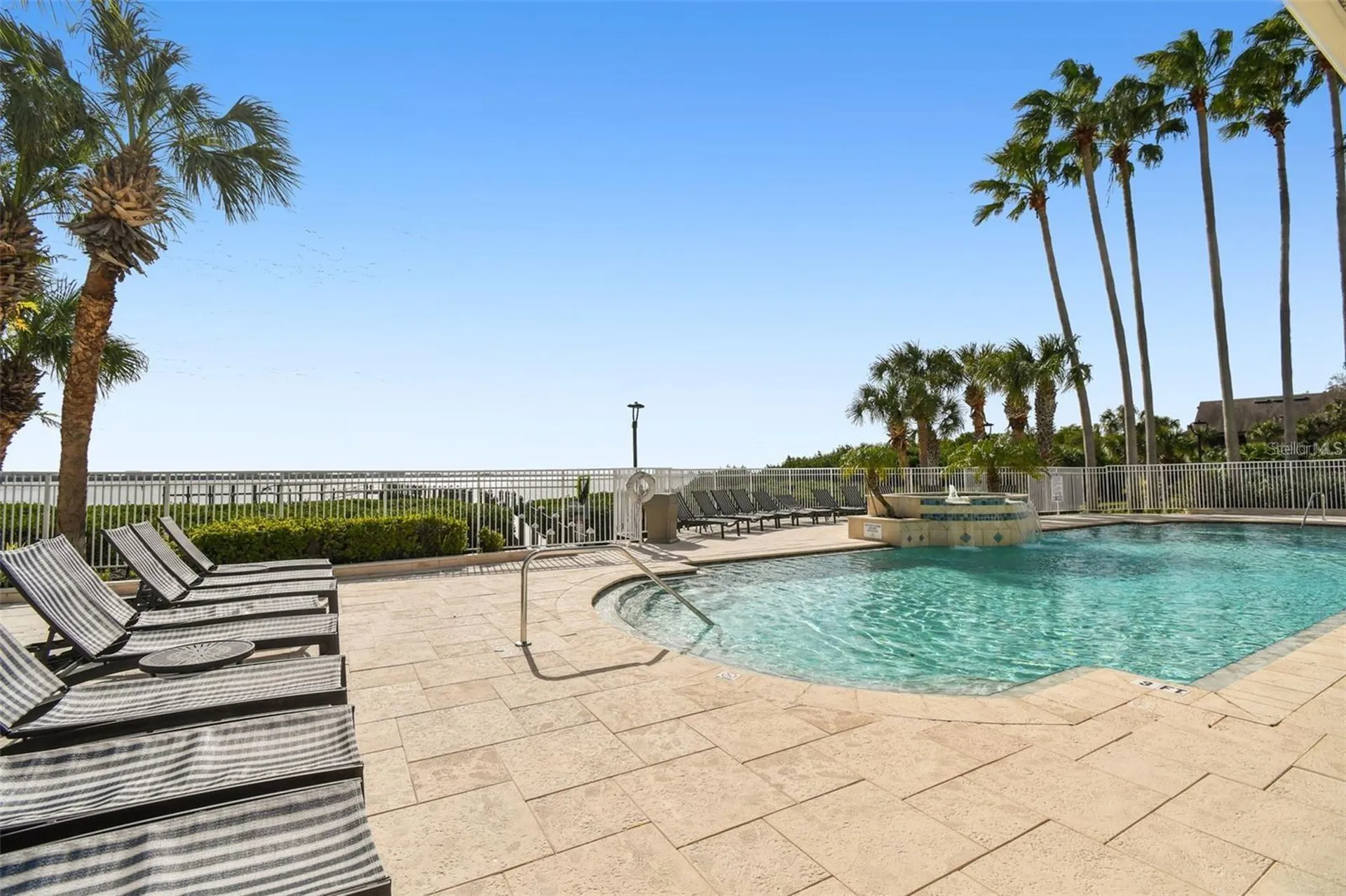4304 Bay Club Circle Tampa FL 33607