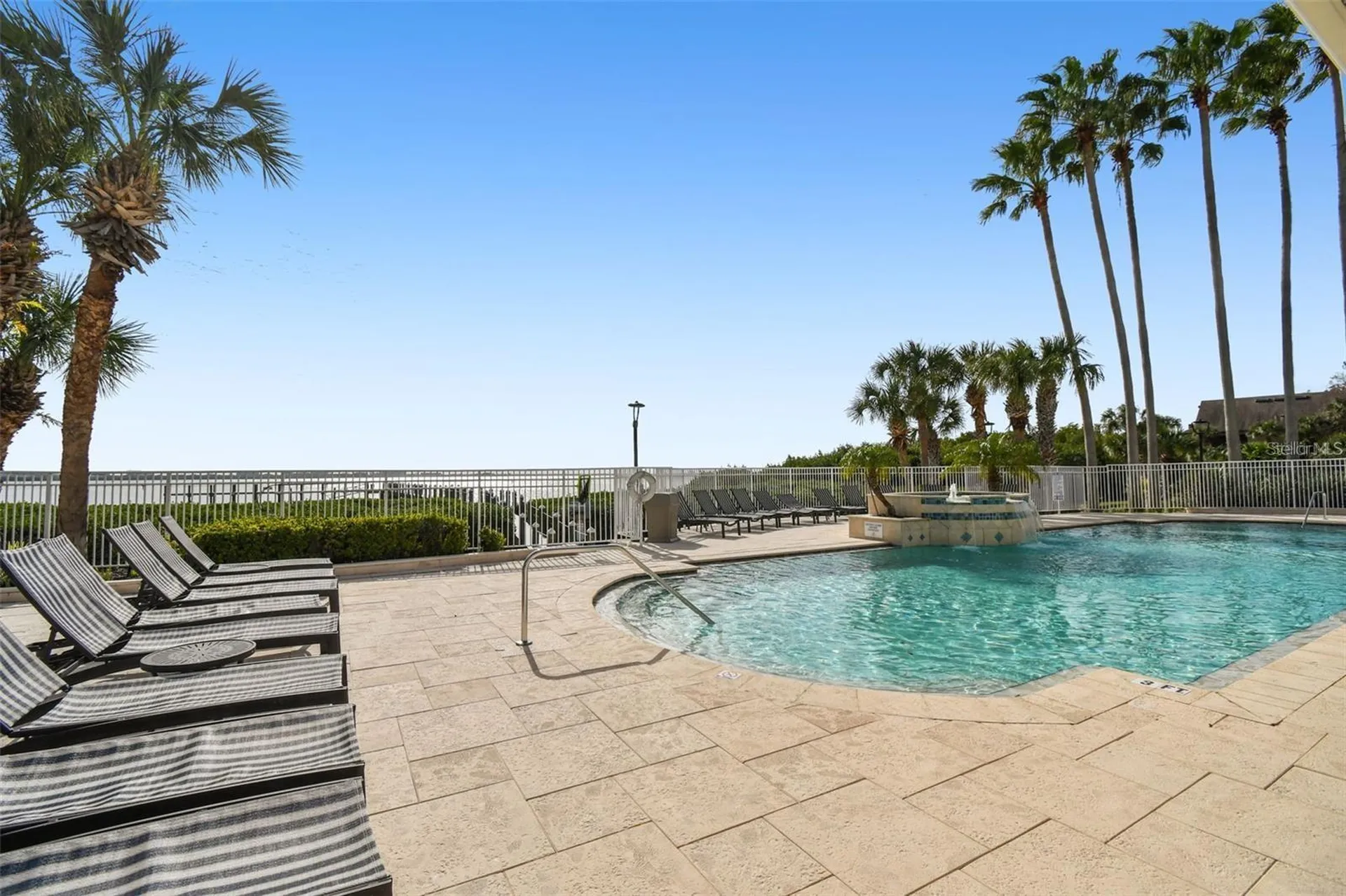 4304 Bay Club Circle Tampa FL 33607