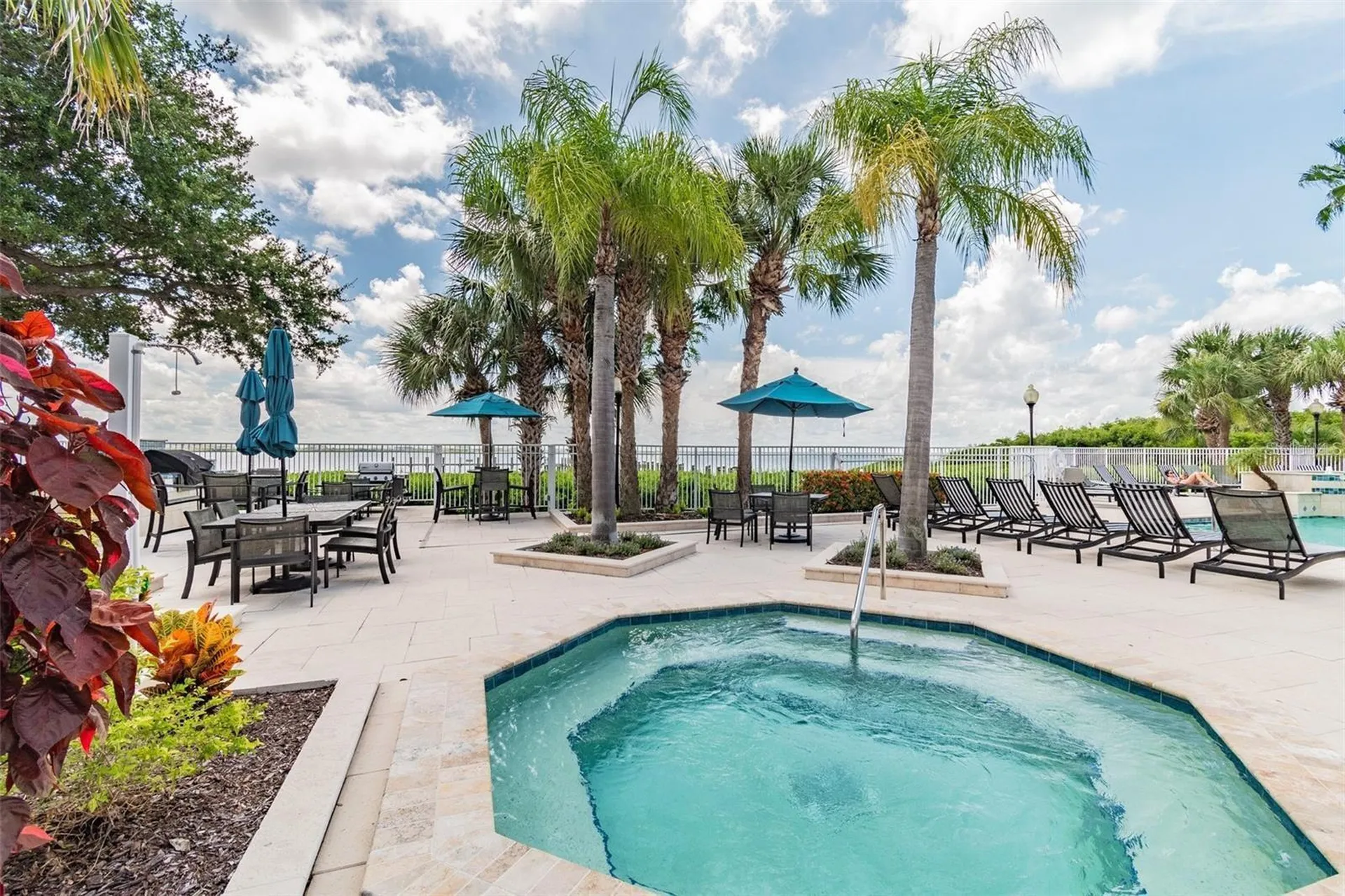 4304 Bay Club Circle Tampa FL 33607