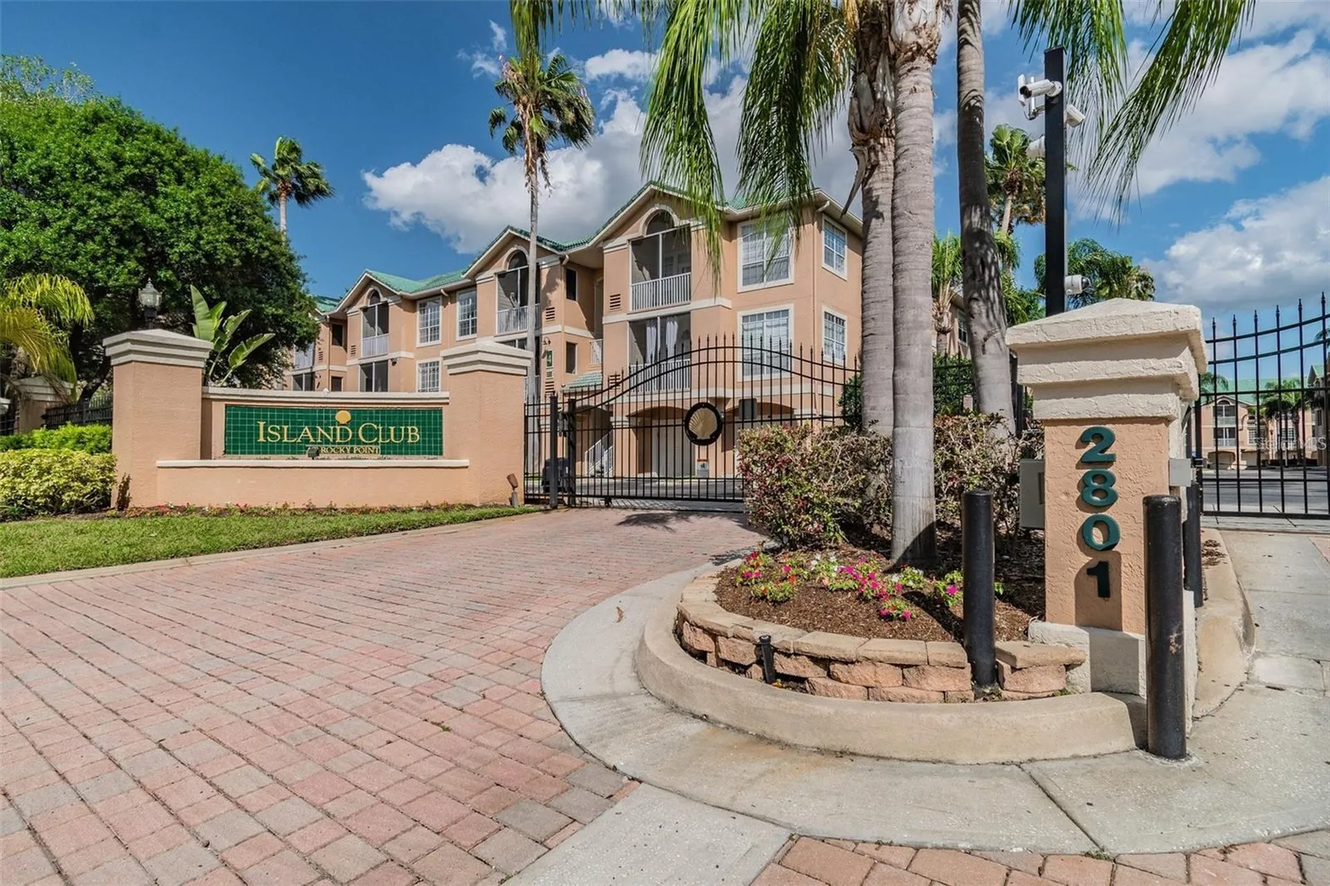 4304 Bay Club Circle Tampa FL 33607