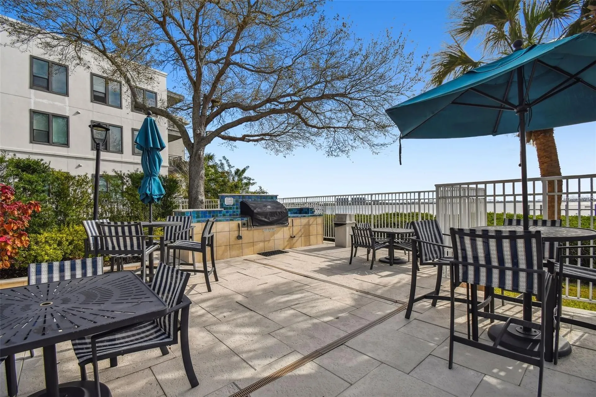 4304 Bay Club Circle Tampa FL 33607