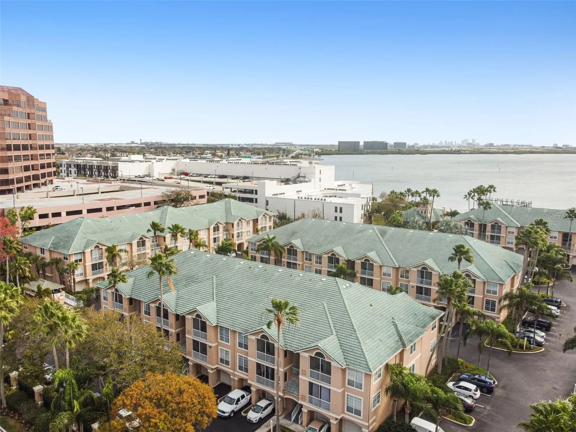 4304 Bay Club Circle Tampa FL 33607
