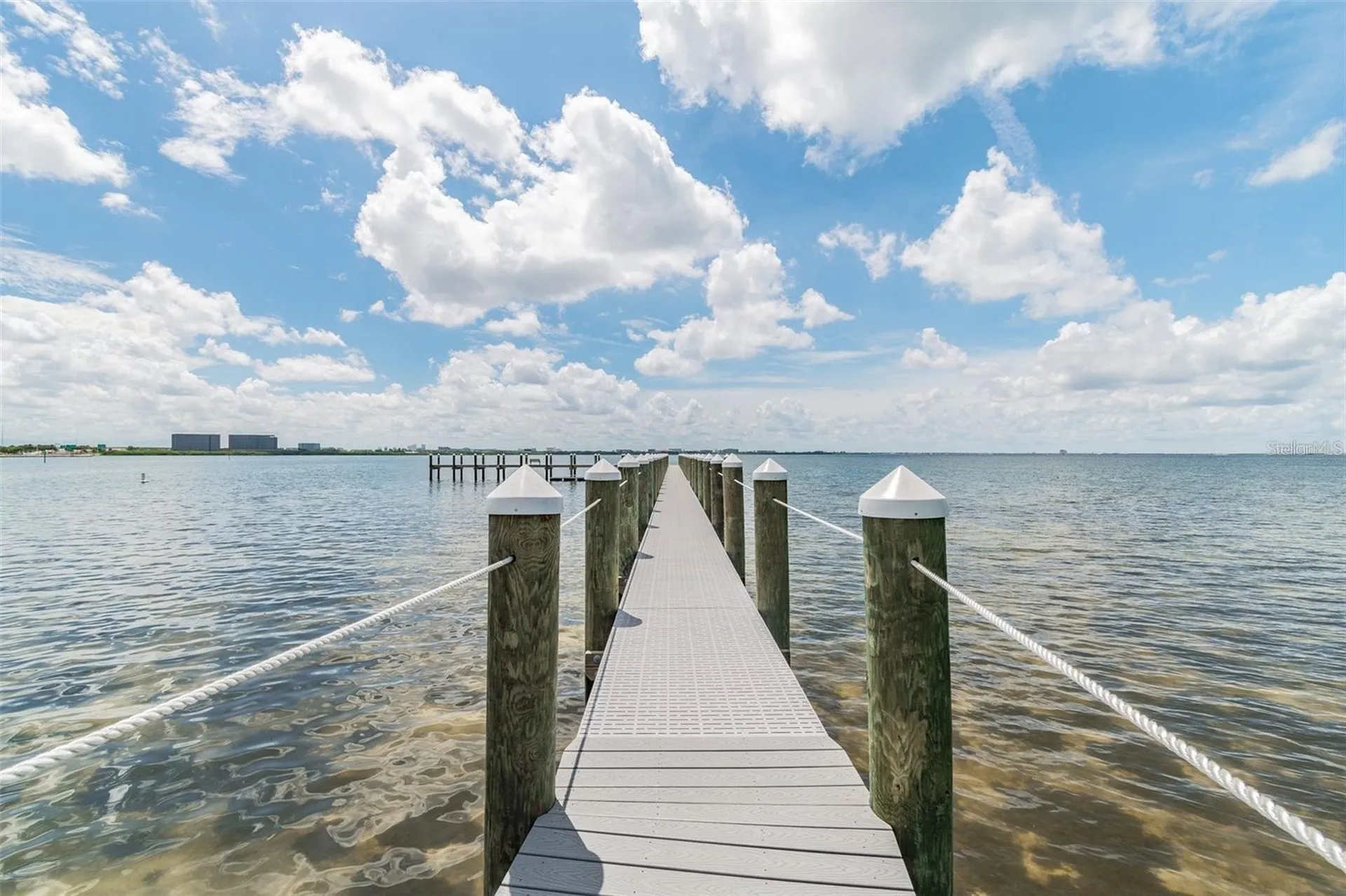 4304 Bay Club Circle Tampa FL 33607