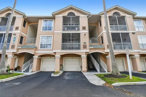 4304 Bay Club Circle Tampa FL 33607