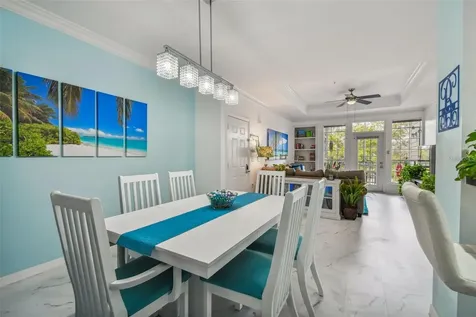 4304 Bay Club Circle Tampa FL 33607