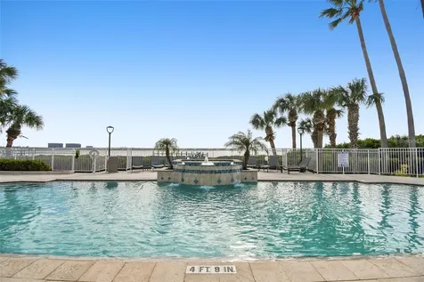 4304 Bay Club Circle Tampa FL 33607