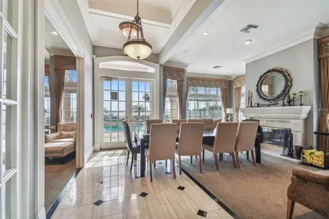 4304 Bay Club Circle Tampa FL 33607