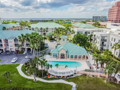 4304 Bay Club Circle Tampa FL 33607
