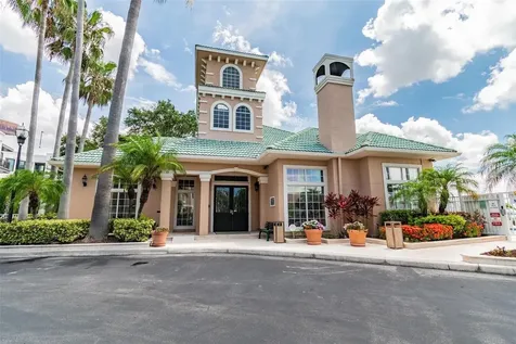 4304 Bay Club Circle Tampa FL 33607