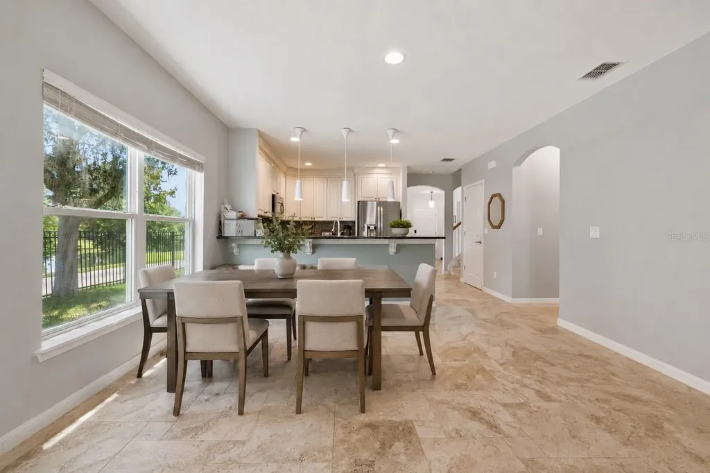 921 Bending Oak Trail Winter Garden FL 34787