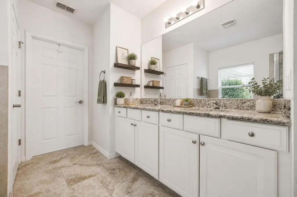 921 Bending Oak Trail Winter Garden FL 34787