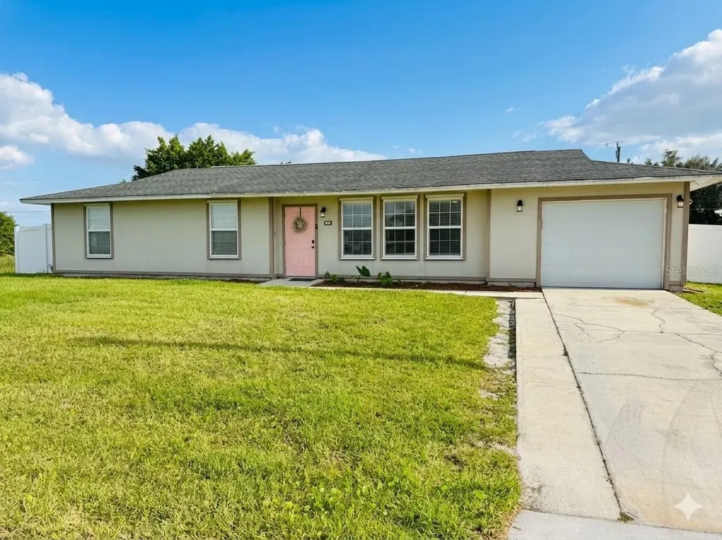 900 NE 18th Terrace Cape Coral FL 33909