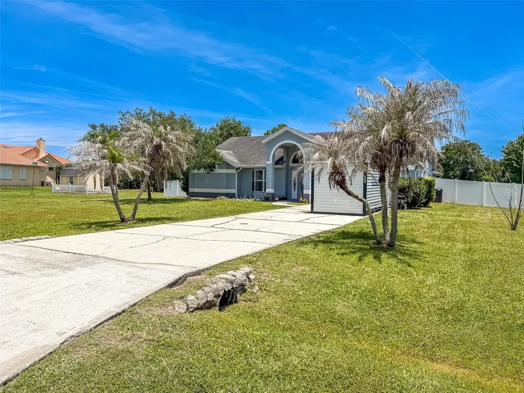 2600 Shortleaf Kissimmee FL 34746