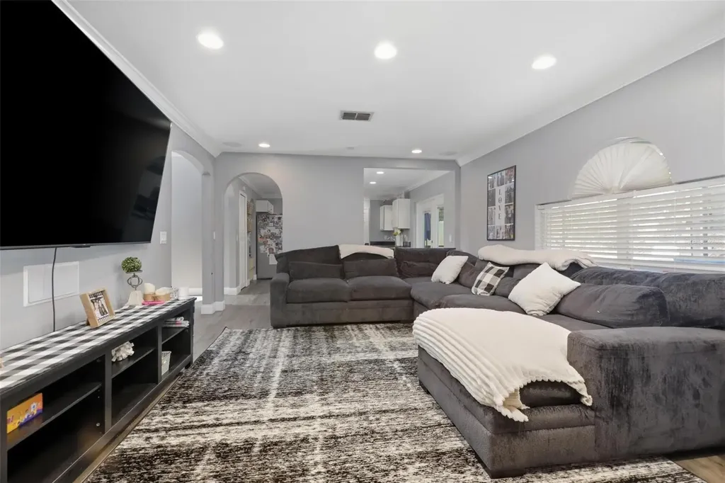 136 Oak View Place Sanford FL 32773