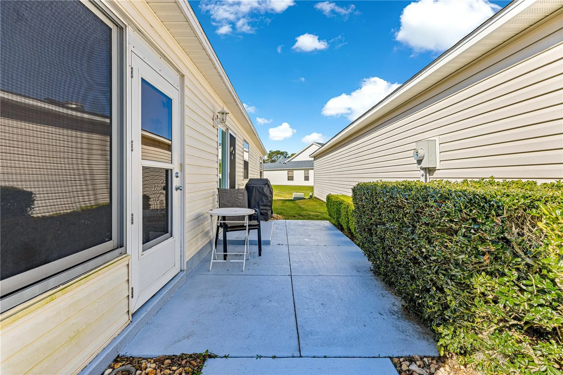 16922 SE 81st Charlesfort Avenue The Villages FL 32162