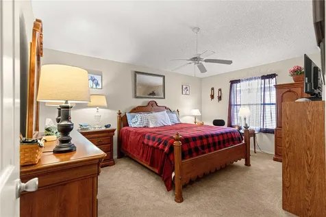 16922 SE 81st Charlesfort Avenue The Villages FL 32162