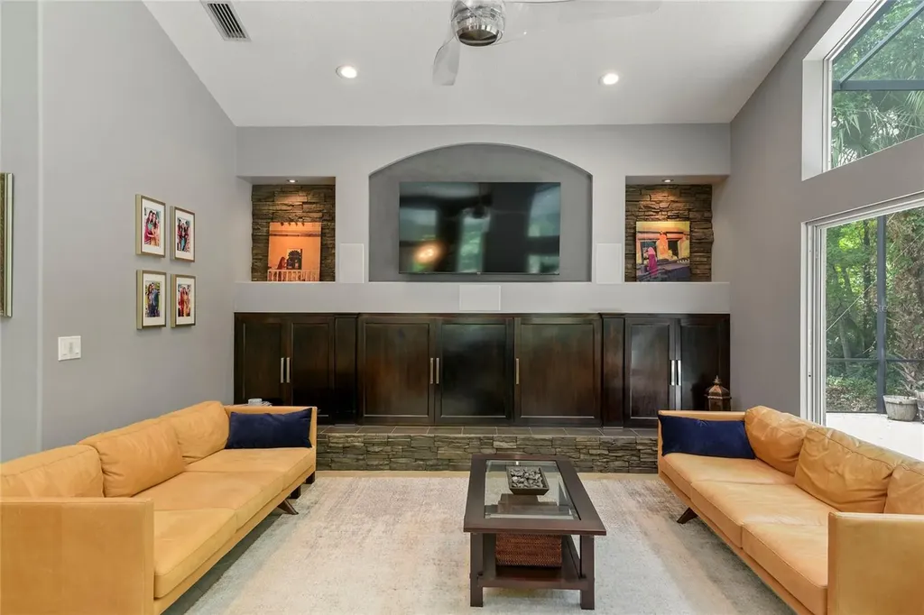 628 Longmeadow Circle Longwood FL 32779
