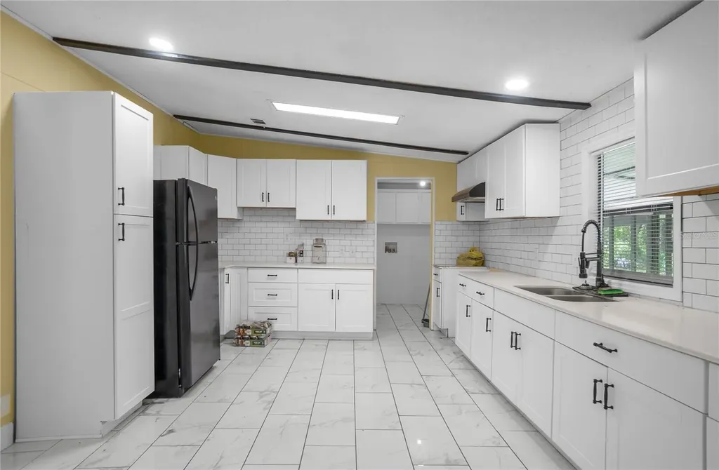 6550 SE Debra Avenue Inglis FL 34449