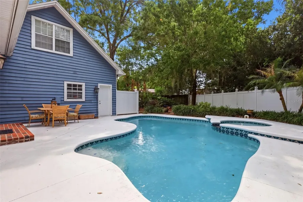 4193 Conway Place Circle Orlando FL 32812