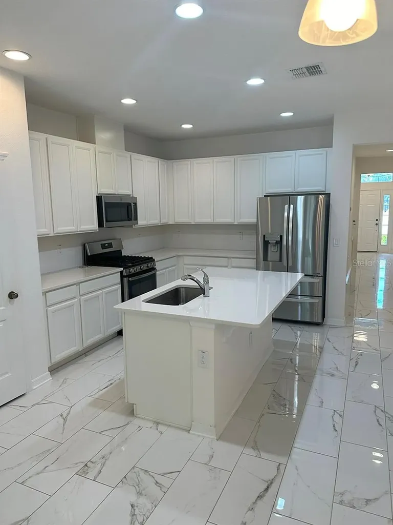 8247 Bayliss Court Orlando FL 32825