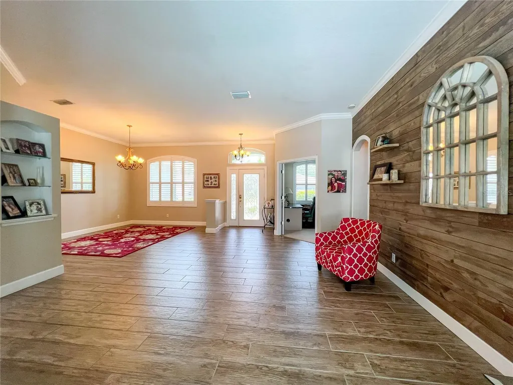 10744 57th Street N Pinellas Park FL 33782