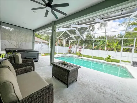10744 57th Street N Pinellas Park FL 33782