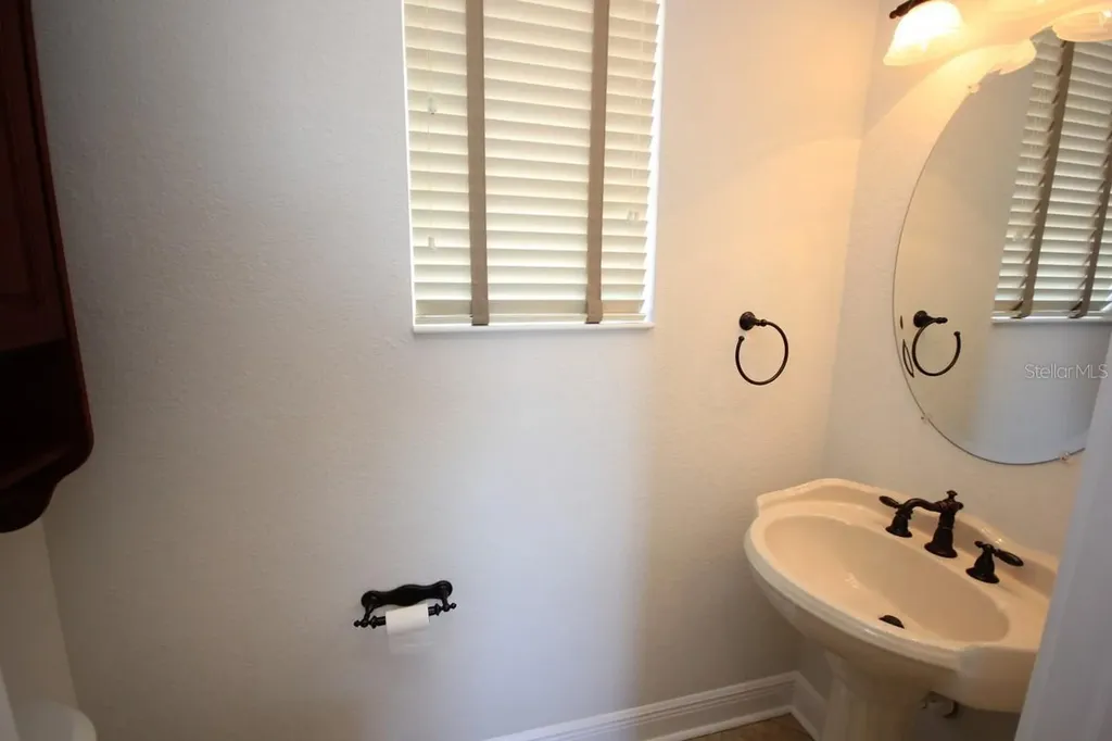 6002 Yeats Manor Drive Tampa FL 33616
