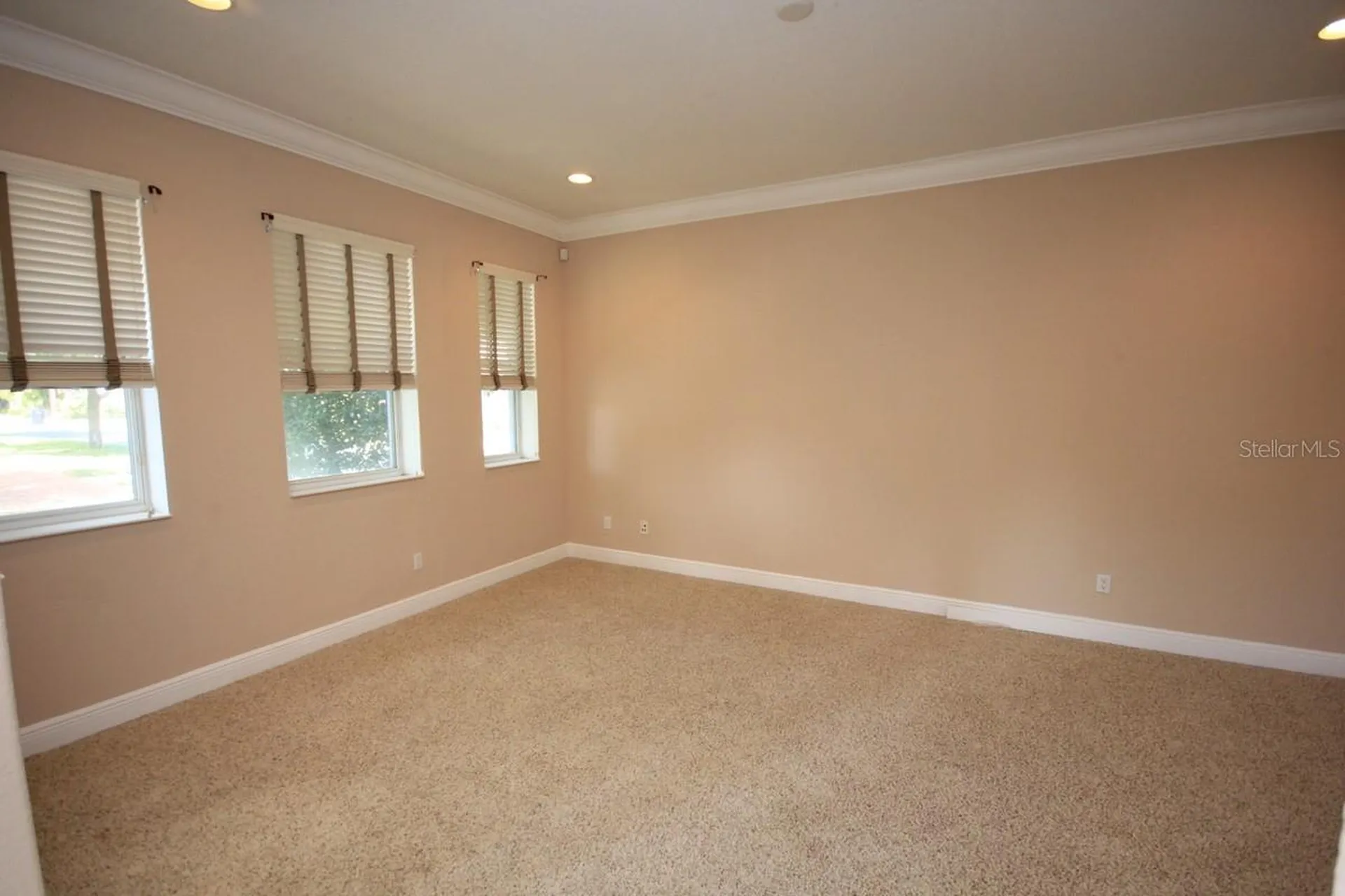 6002 Yeats Manor Drive Tampa FL 33616