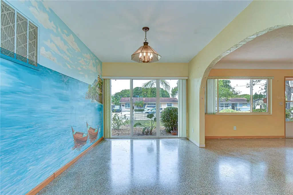 6710 35th Terrace N St Petersburg FL 33710