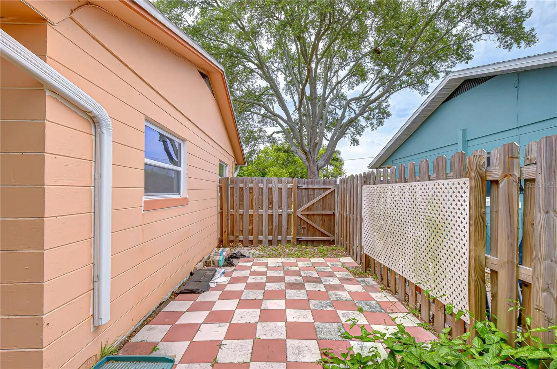 6710 35th Terrace N St Petersburg FL 33710