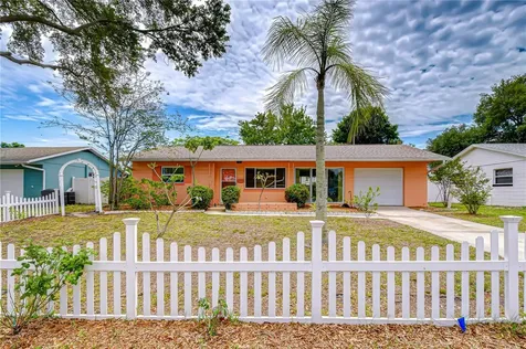 6710 35th Terrace N St Petersburg FL 33710