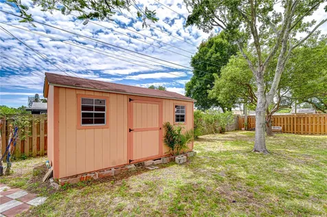 6710 35th Terrace N St Petersburg FL 33710