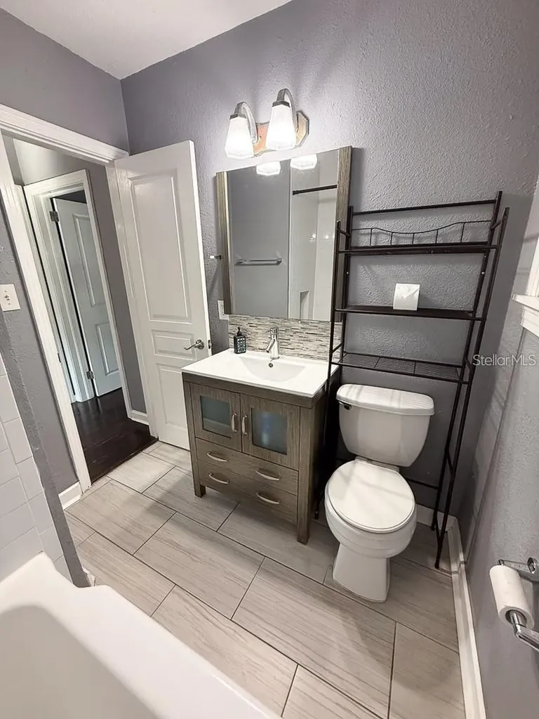 2434 9th Avenue N St Petersburg FL 33713