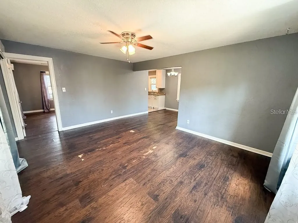 2434 9th Avenue N St Petersburg FL 33713