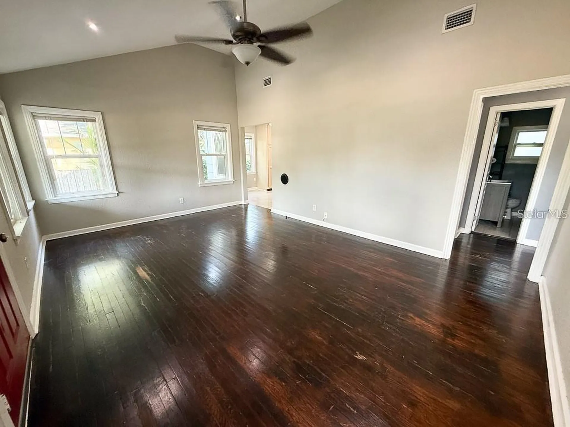 2434 9th Avenue N St Petersburg FL 33713