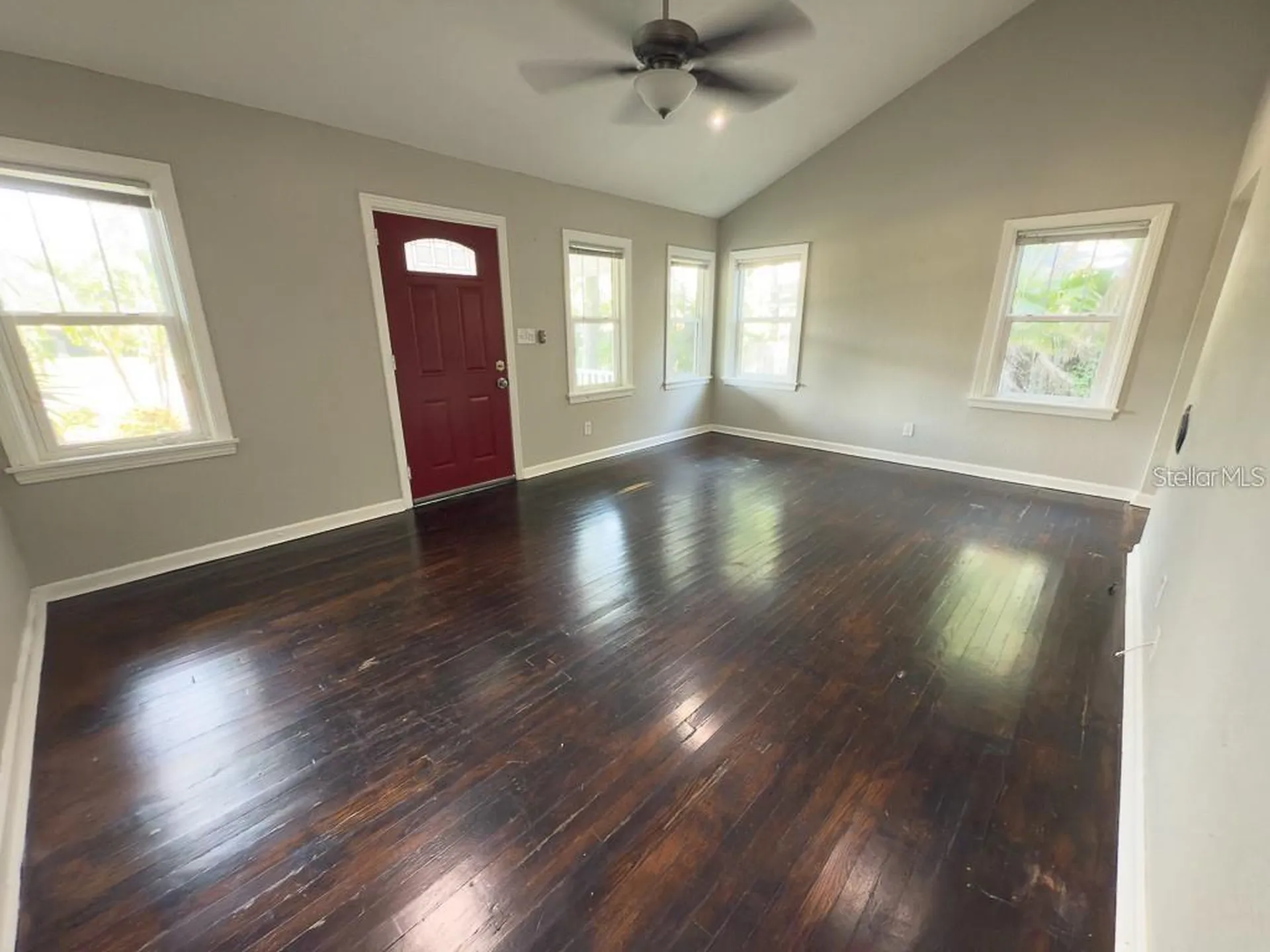 2434 9th Avenue N St Petersburg FL 33713
