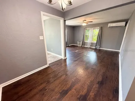 2434 9th Avenue N St Petersburg FL 33713