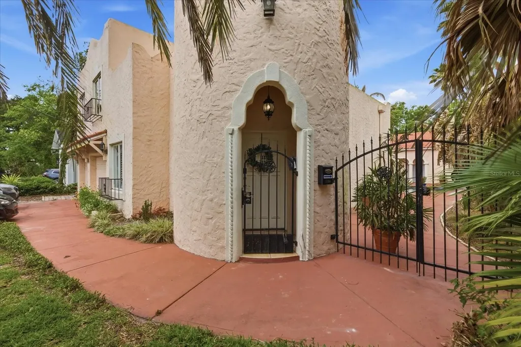 3310 Harrison Avenue Orlando FL 32804