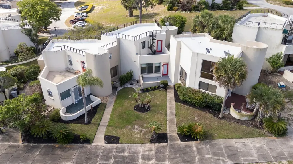1111 Encourte Green Apopka FL 32712