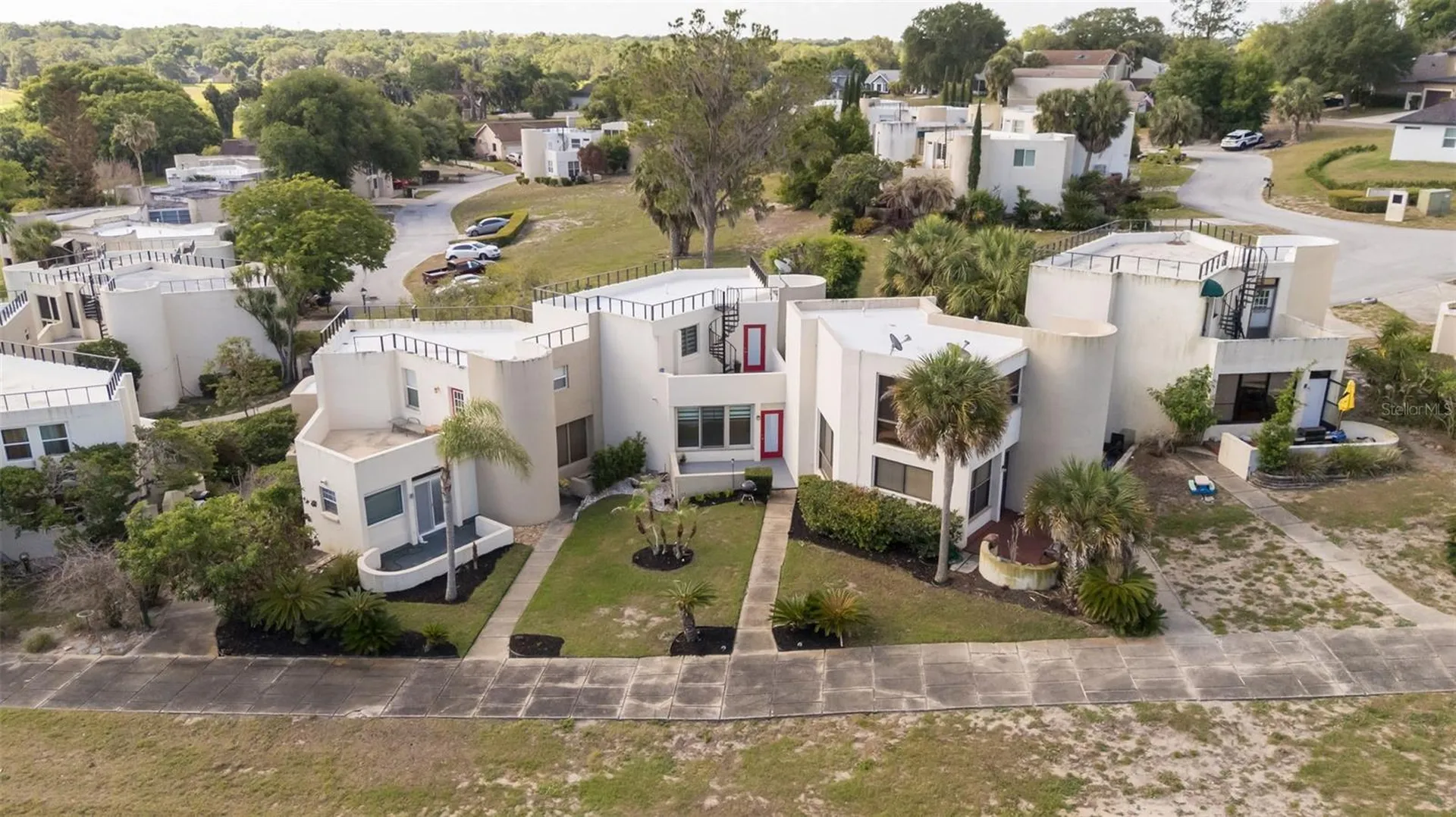 1111 Encourte Green Apopka FL 32712